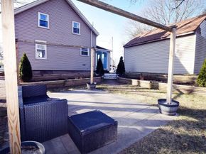 25 Hillside Ave, Middleboro MA 02346