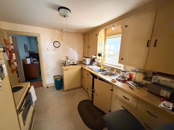 192 Concord Rd, Lincoln MA 01773