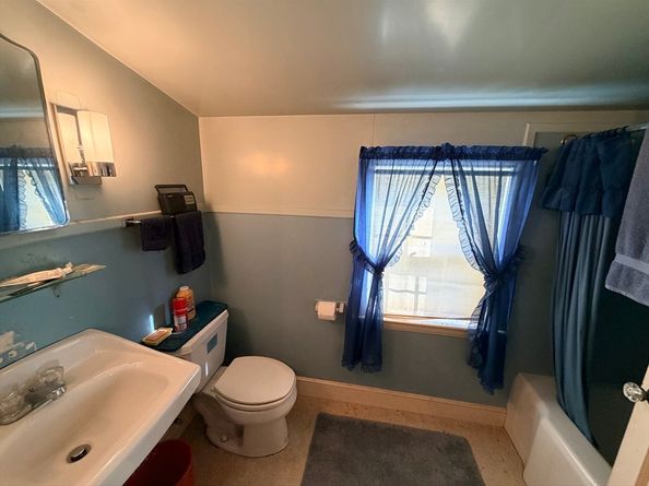 192 Concord Rd, Lincoln MA 01773