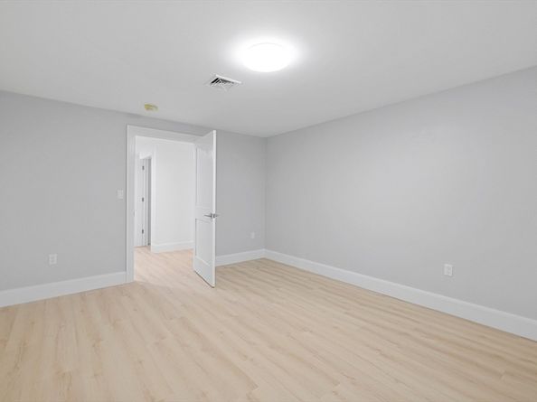 4 Aerial Street, Lexington MA 02421