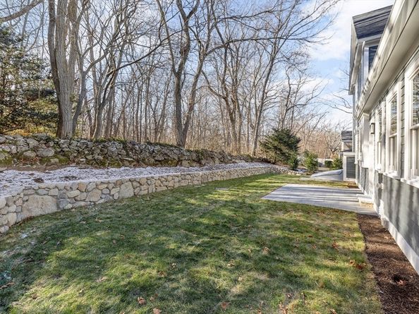 4 Aerial Street, Lexington MA 02421