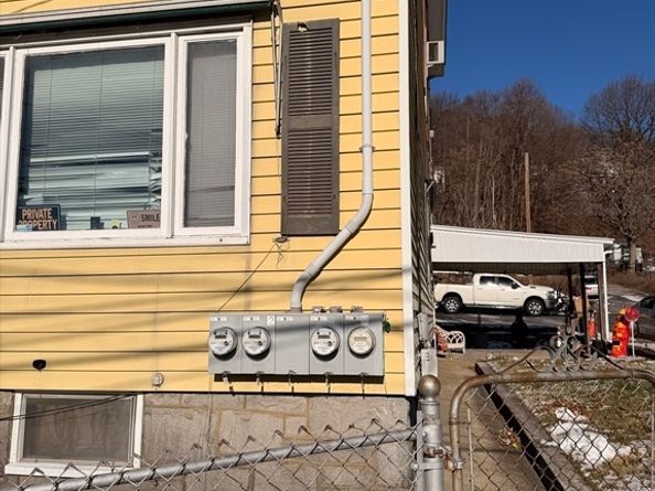 1 Verdi Rd, Worcester MA 01604