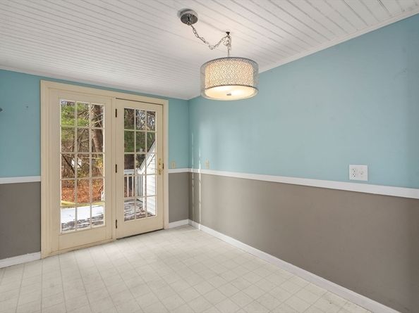 43 Oriole Road, Westwood MA 02090