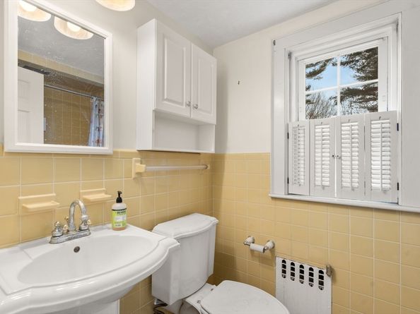 43 Oriole Road, Westwood MA 02090