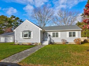 19 Datewood St, Wareham MA 02571