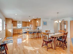19 Datewood St, Wareham MA 02571
