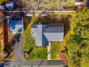 19 Datewood St, Wareham MA 02571