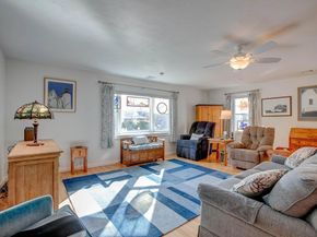 19 Datewood St, Wareham MA 02571