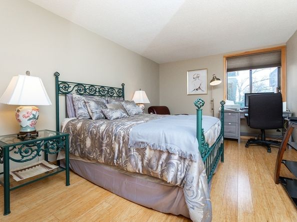 404 Paradise Rd 1T, Swampscott MA 01907