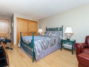 404 Paradise Rd 1T, Swampscott MA 01907