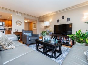 404 Paradise Rd 1T, Swampscott MA 01907