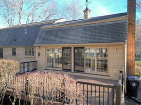 21 Strawberry Ln, Whitman MA 02382