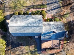 21 Strawberry Ln, Whitman MA 02382