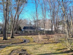 21 Strawberry Ln, Whitman MA 02382