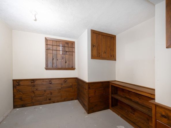 21 Strawberry Ln, Whitman MA 02382