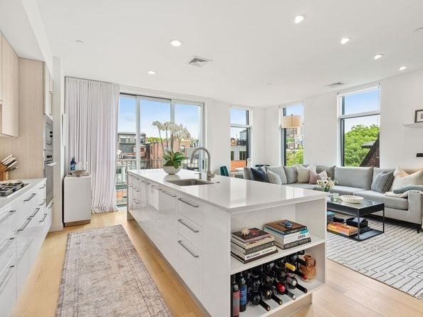 7 E. Springfield 5B, Boston MA 02118