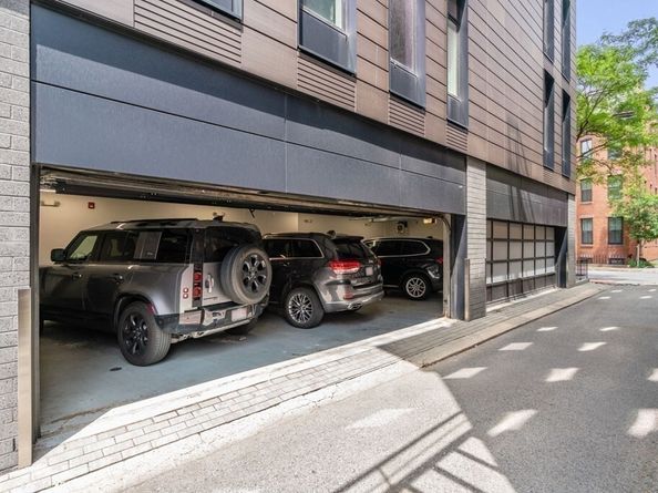 7 E. Springfield 5B, Boston MA 02118