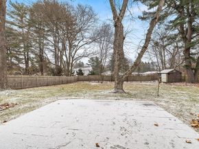 13 Edith Rd, Framingham MA 01701