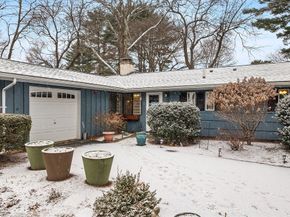 13 Edith Rd, Framingham MA 01701