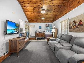 13 Edith Rd, Framingham MA 01701