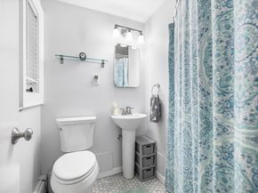 13 Edith Rd, Framingham MA 01701