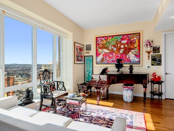 400 Stuart St 17C, Boston MA 02116