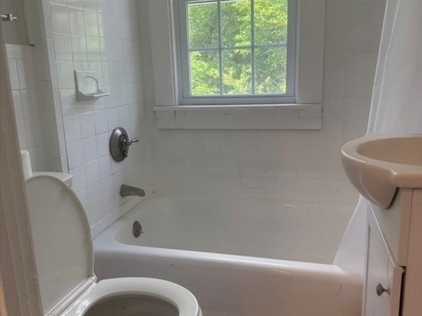 801 Granite St, Braintree MA 02184