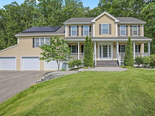 6 Blackwell Dr, Charlton MA 01507