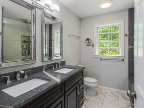6 Blackwell Dr, Charlton MA 01507