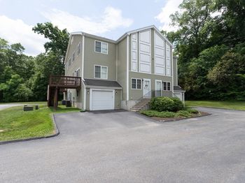 6 Knotts St