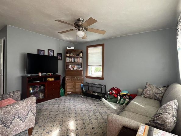 19-21 Bursley Rd, Weymouth MA 02191