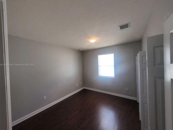 146 NE 36th Ter, Homestead FL 33033