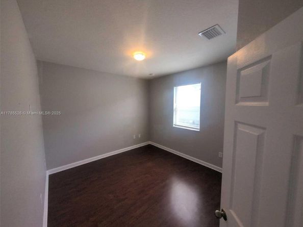 146 NE 36th Ter, Homestead FL 33033