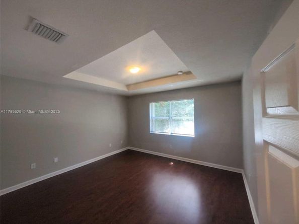 146 NE 36th Ter, Homestead FL 33033