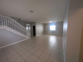 146 NE 36th Ter, Homestead FL 33033