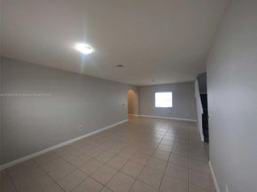 146 NE 36th Ter, Homestead FL 33033