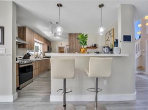 230 NE 212th St, Miami FL 33179