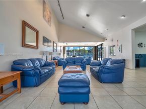 230 NE 212th St, Miami FL 33179