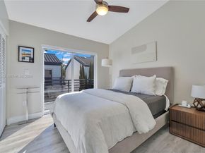 230 NE 212th St, Miami FL 33179