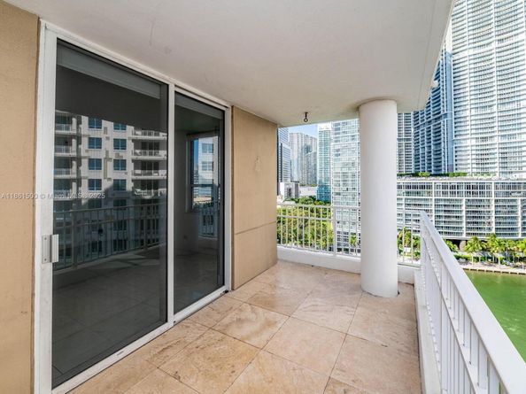 701 Brickell Key Blvd 1504, Miami FL 33131