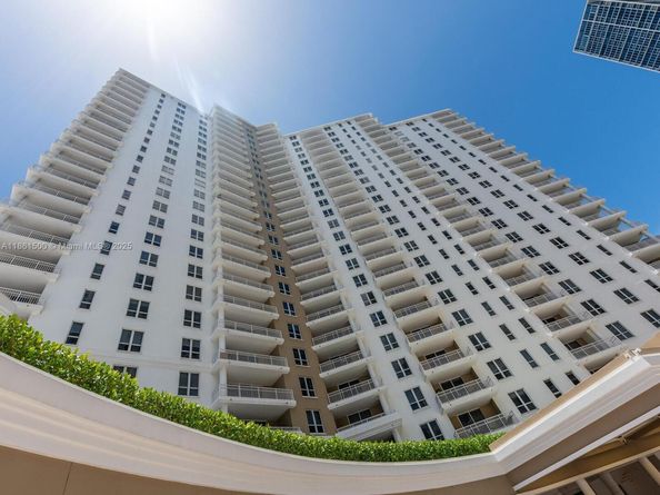 701 Brickell Key Blvd 1504, Miami FL 33131