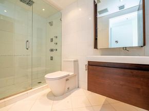 701 Brickell Key Blvd 1504, Miami FL 33131
