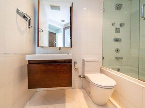 701 Brickell Key Blvd 1504, Miami FL 33131