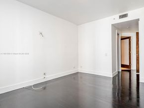 701 Brickell Key Blvd 1504, Miami FL 33131