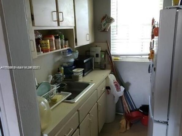 251 NW 34th Ter, Miami FL 33127