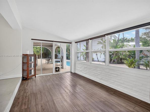 716 Coconut Dr, Fort Lauderdale FL 33315