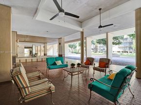 2806 N 46th Ave D637, Hollywood FL 33021