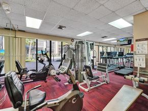 2806 N 46th Ave D637, Hollywood FL 33021