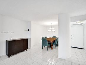 2806 N 46th Ave D637, Hollywood FL 33021