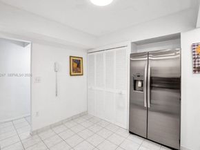 2806 N 46th Ave D637, Hollywood FL 33021